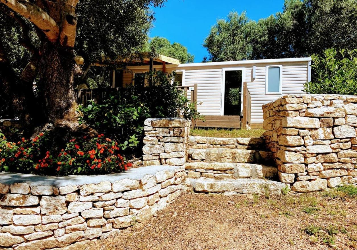 Camping Campo Di Liccia โบนิฟาซิโอ ภายนอก รูปภาพ