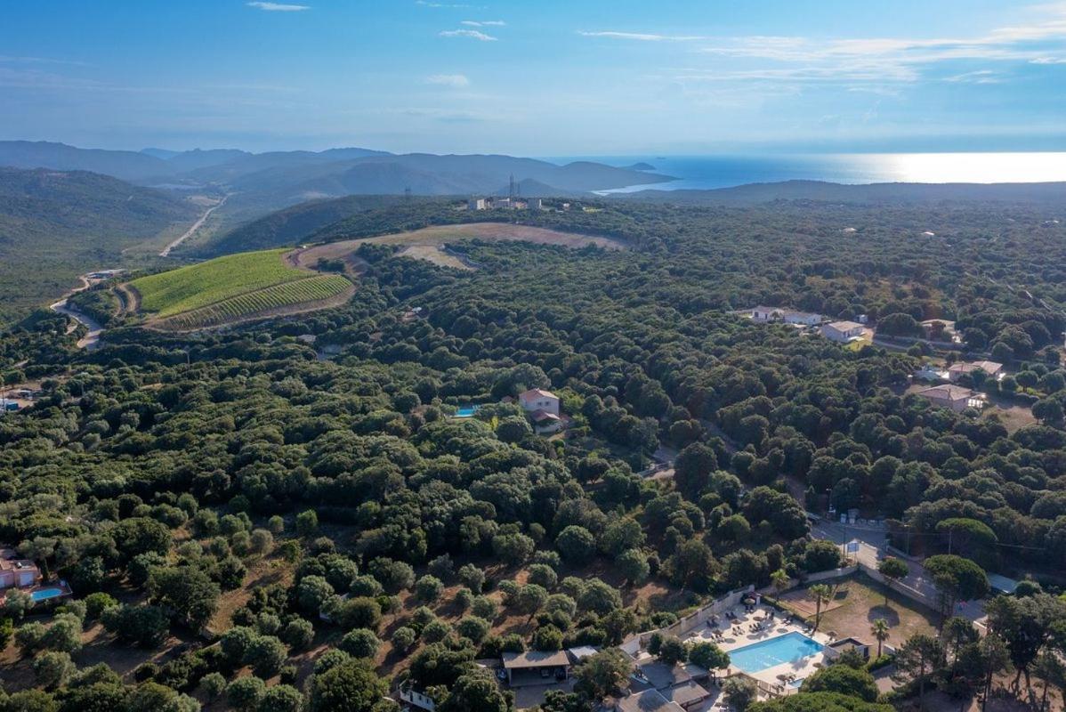 Camping Campo Di Liccia โบนิฟาซิโอ ภายนอก รูปภาพ