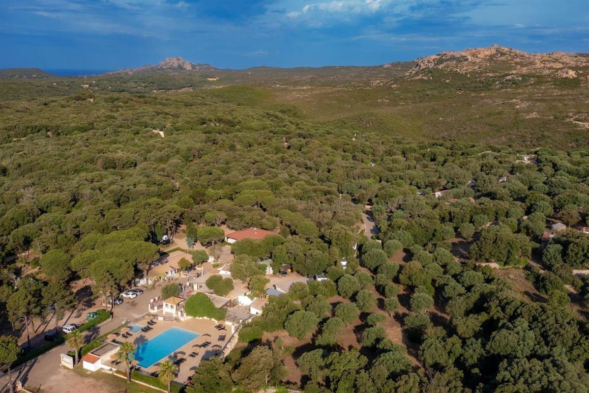 Camping Campo Di Liccia โบนิฟาซิโอ ภายนอก รูปภาพ