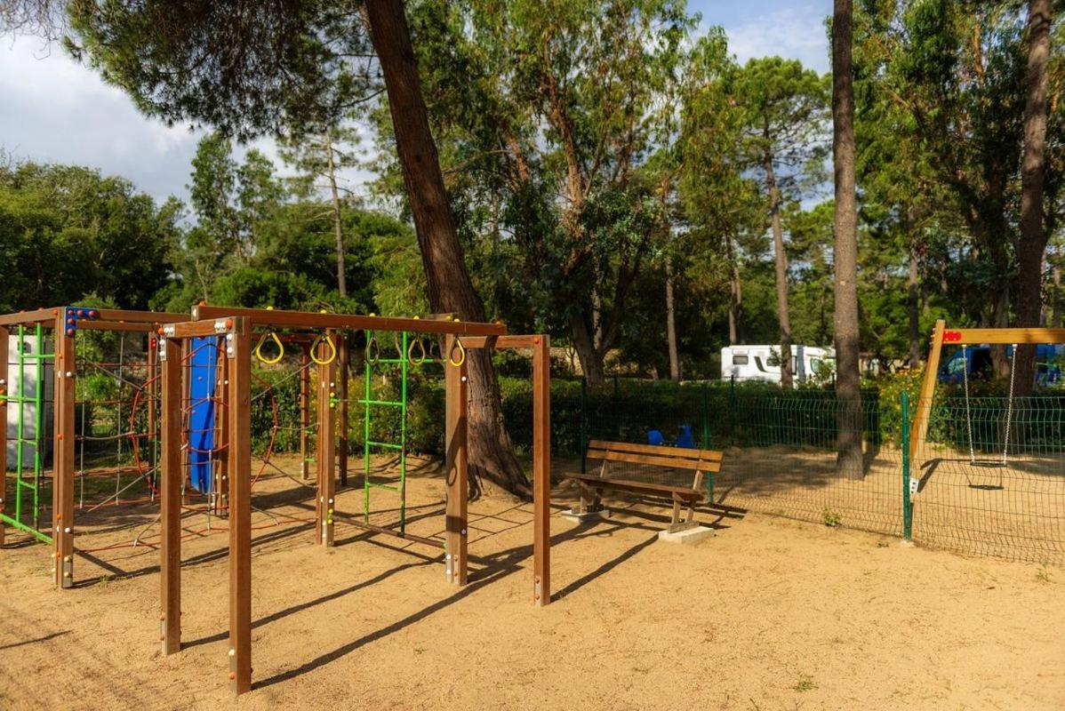 Camping Campo Di Liccia โบนิฟาซิโอ ภายนอก รูปภาพ