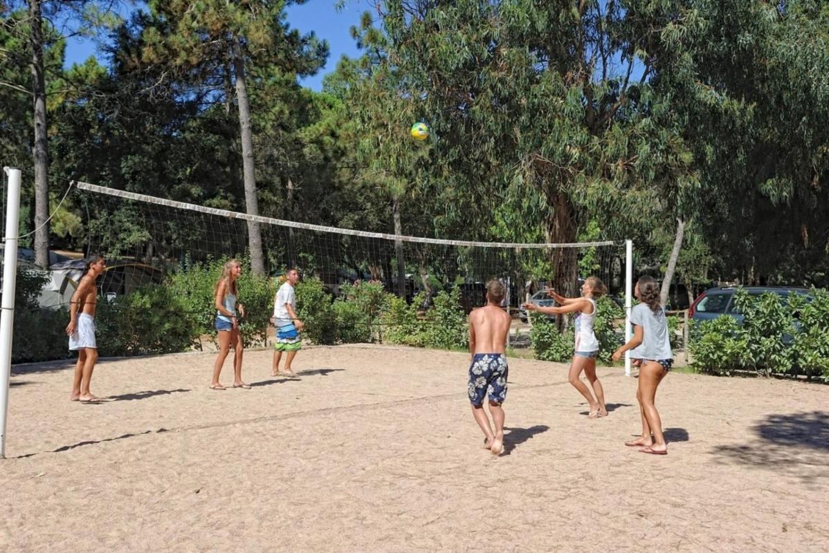 Camping Campo Di Liccia โบนิฟาซิโอ ภายนอก รูปภาพ